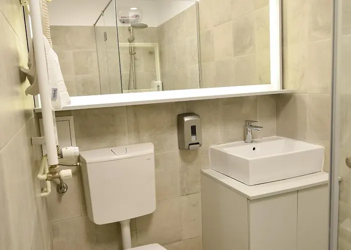 Twin One - One Bedroom - Cismigiu Gardens